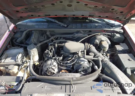 2002 GMC Sonoma Sls z USA, uszkodzony, nr VIN 1GTCS19W128105557